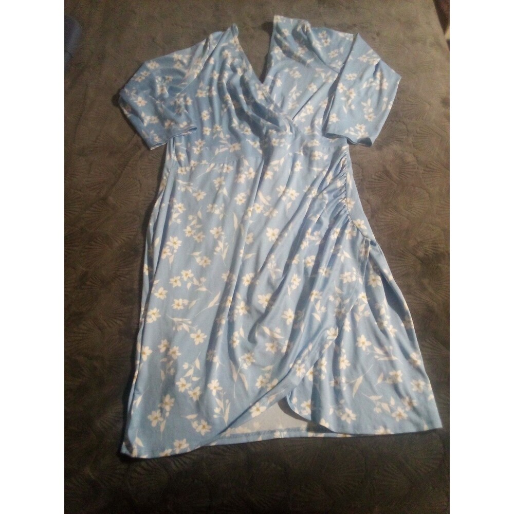 NWOT Dna Couture Flower Printed 3/4 Sleeved Wrap Dress Women’s Size 3X